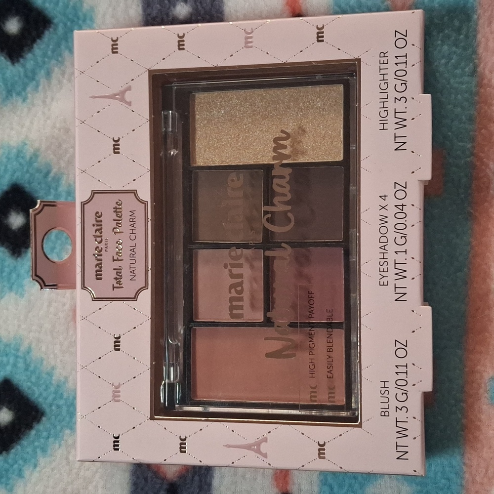 Marie Claire Makeup Bundle - Picture 8 of 8